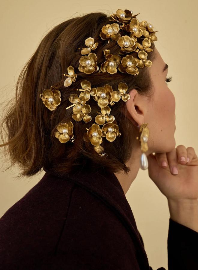 buy-take-two-take-two-flower-hair-clip-with-faux-pearl_b46