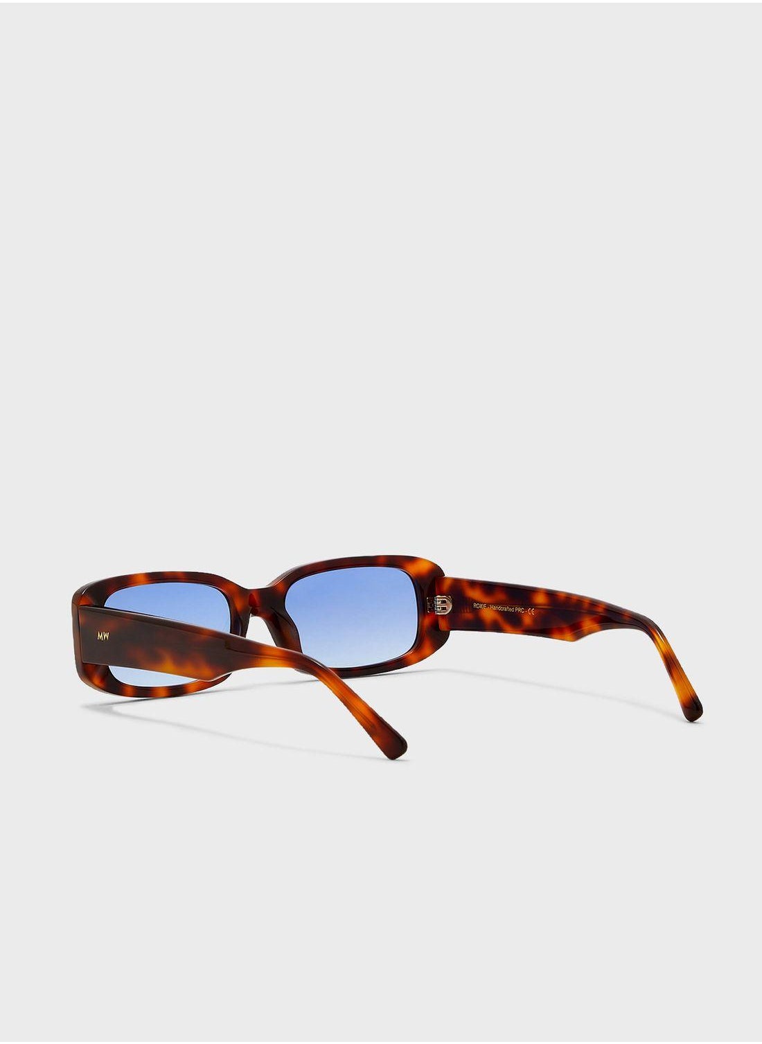 buy-messyweekend-roxie-shape-sunglasses_24m