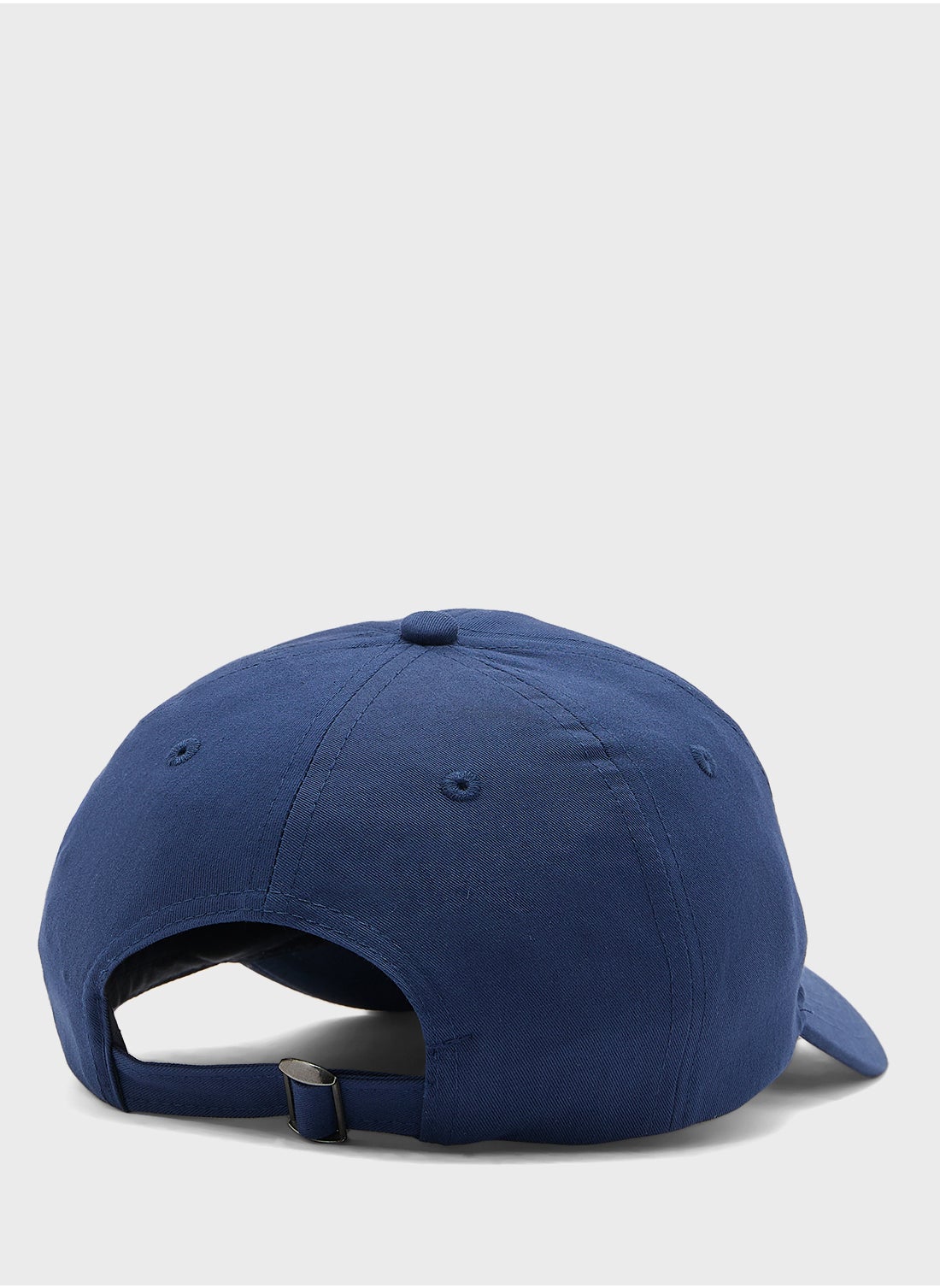 buy-guess-logo-detail-curved-peak-cap_wc5