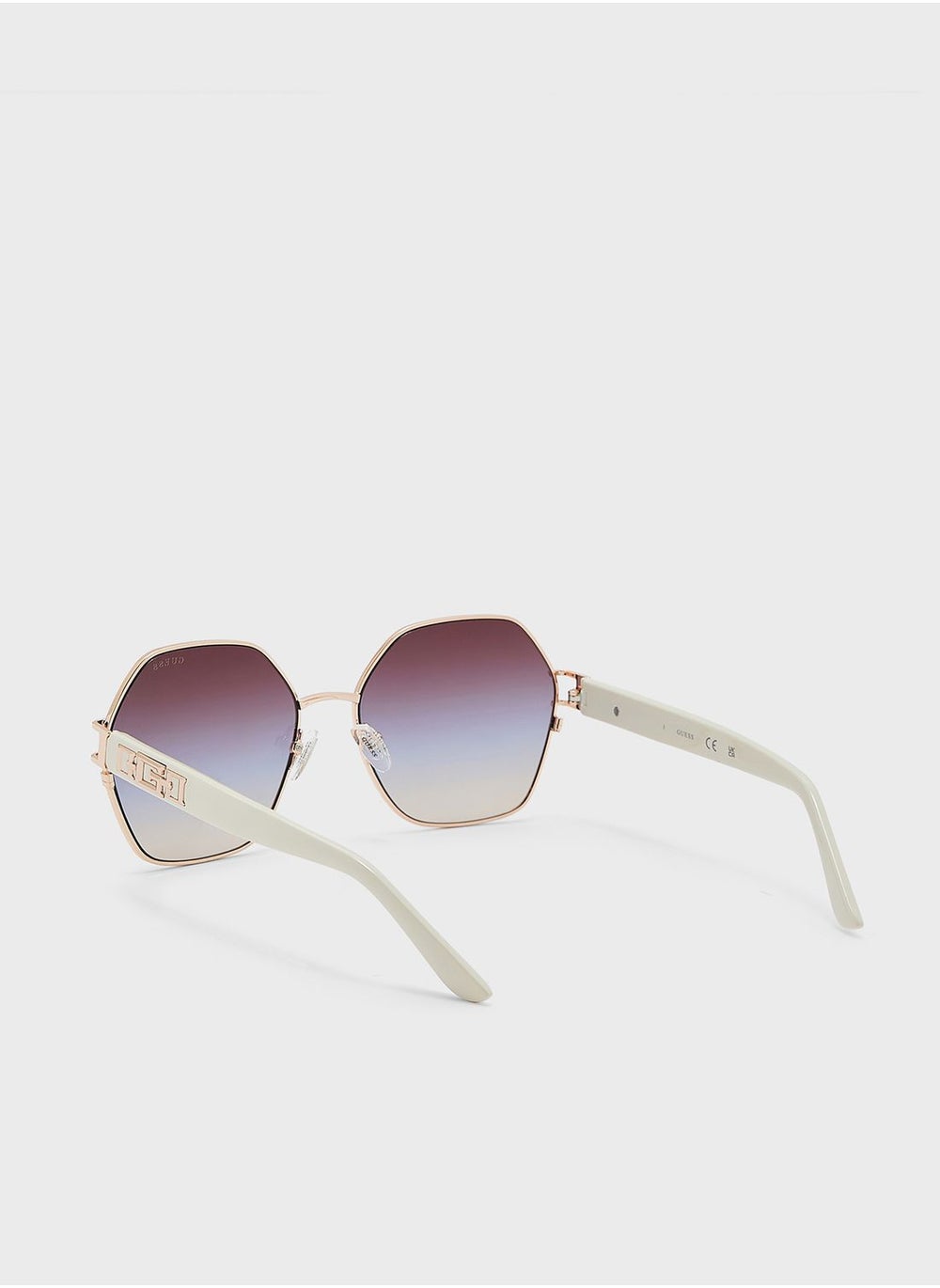 buy-guess-oversized-shape-sunglasses_0o5