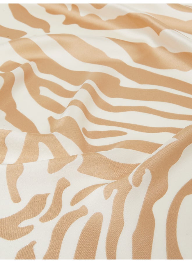 buy-styli-styli-striped-print-satin-scarf_oit