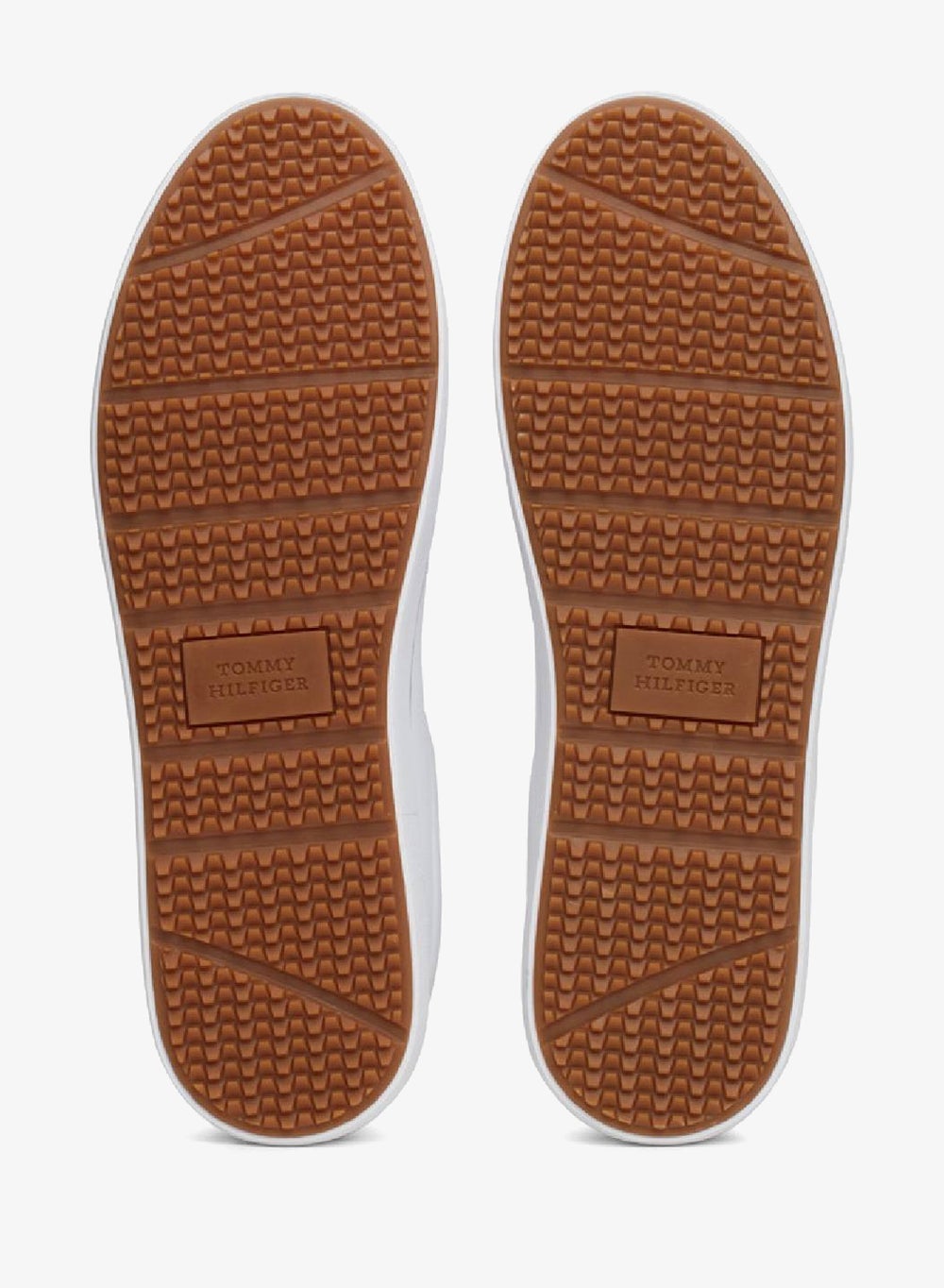 buy-tommy-hilfiger-leather-signature-tape-fine-cleat-sneakers_lyr