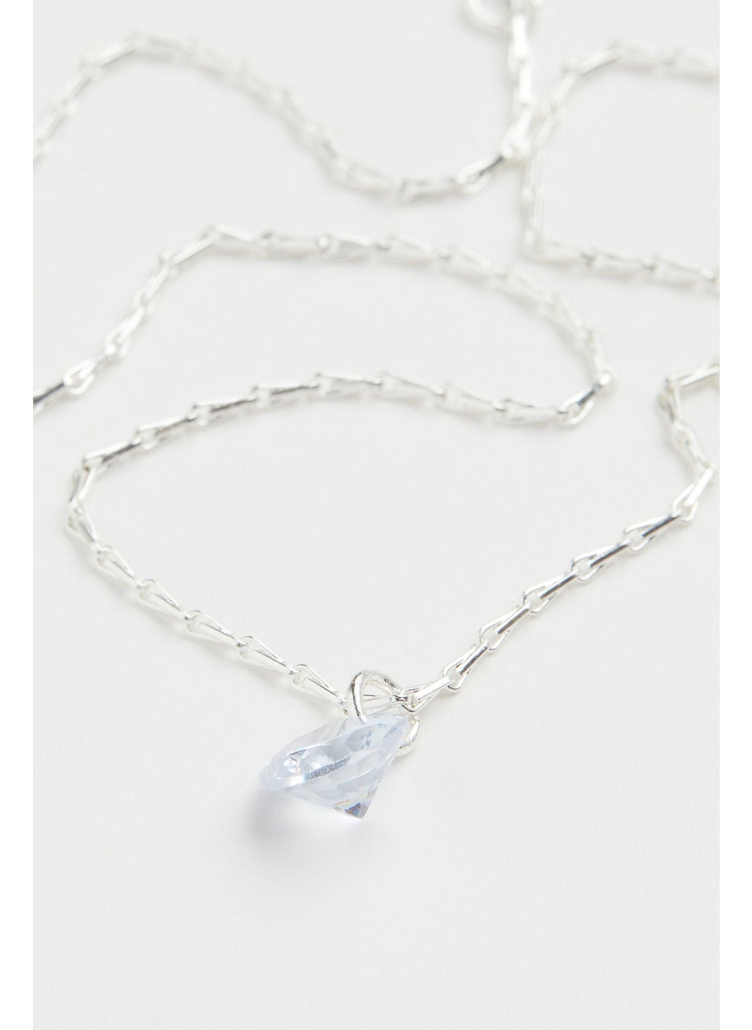 buy-h-m-rhinestone-pendant-necklace_864