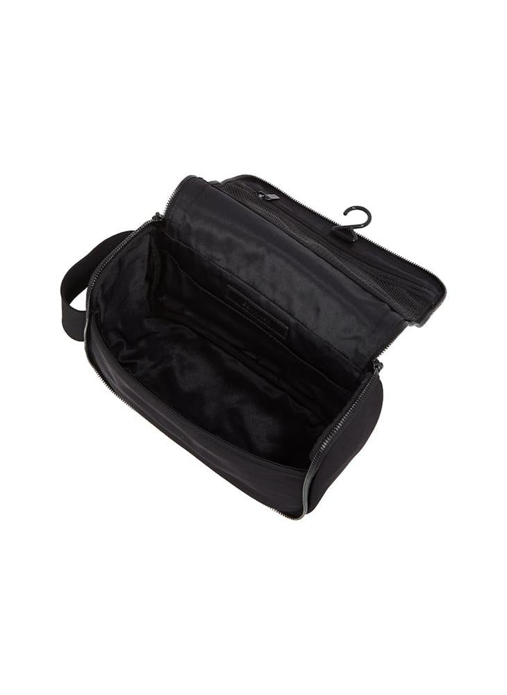 buy-calvin-klein-wash-bag_cbt