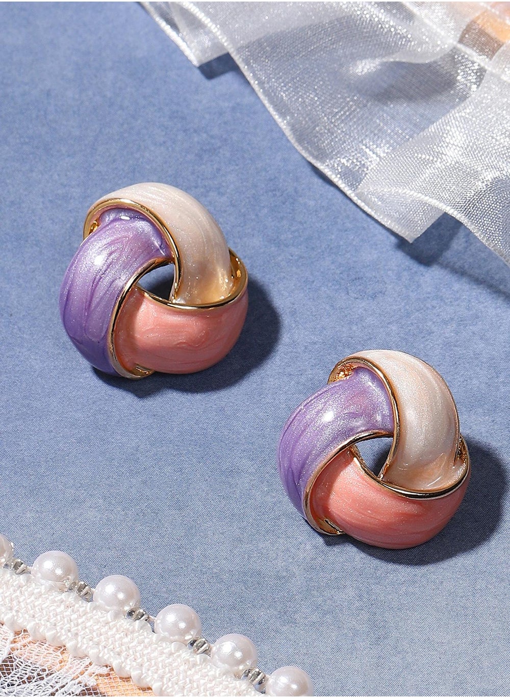 buy-sohi-the-overlap-enamelled-stud-earrings_mm6