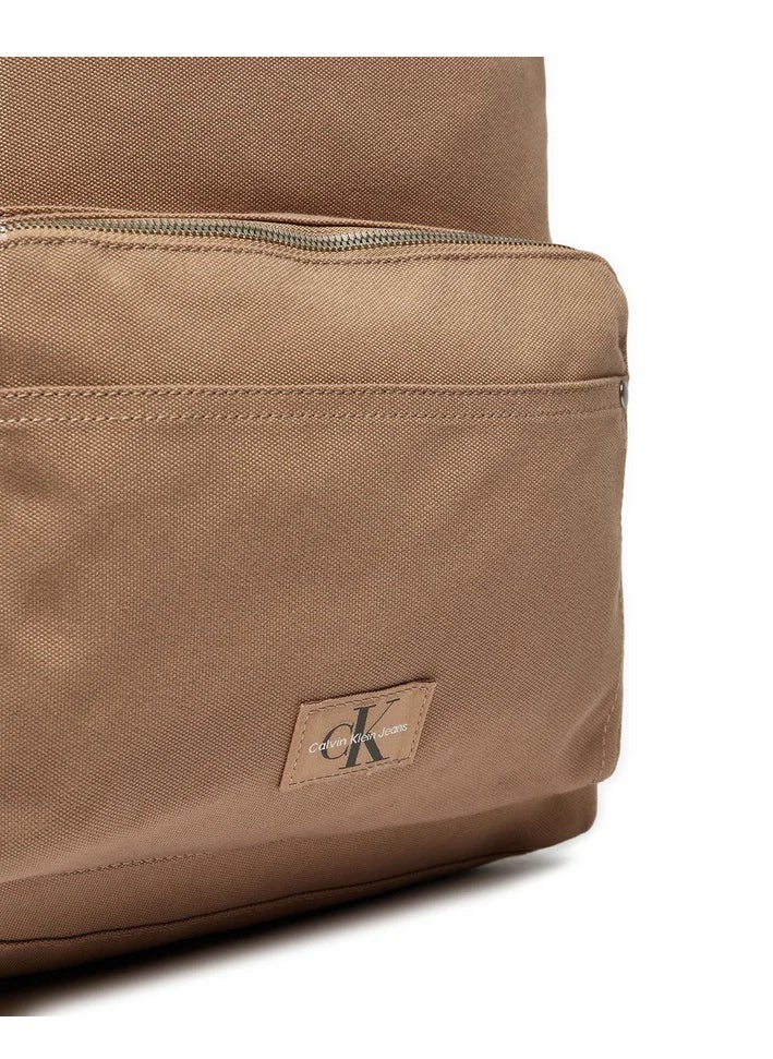 buy-calvin-klein-calvin-klein-men-s-sport-essential-center-zip-campus-backpack-color-savanah_0gg