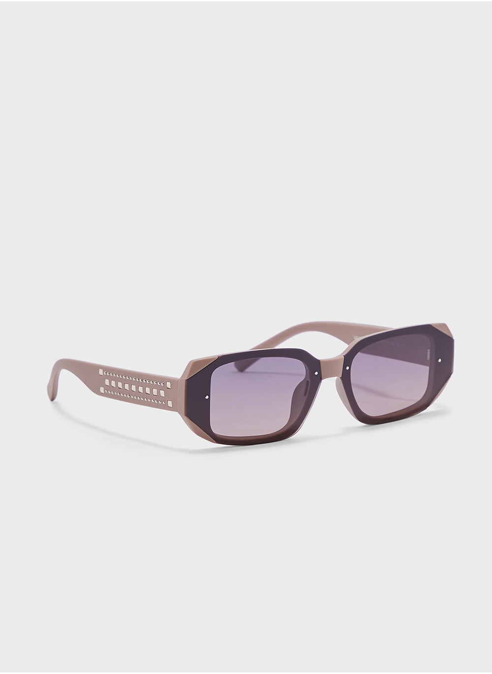 buy-ginger-polarized-rectangular-len-sunglasses-with-stud-arm_4n4