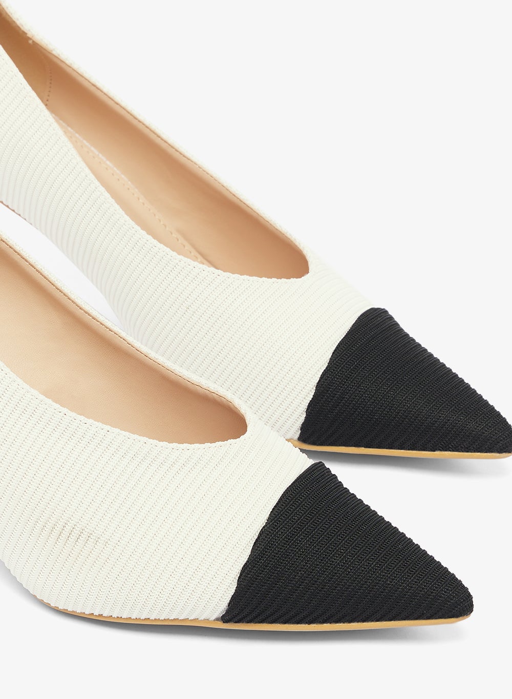 buy-ella-pointed-toe-pumps-with-mid-heel_xyb