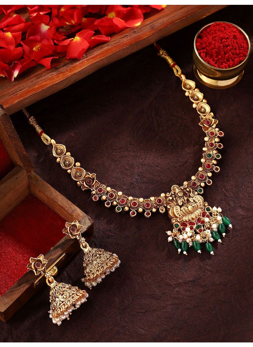 buy-priyaasi-stone-studded-jewellery-set_owg