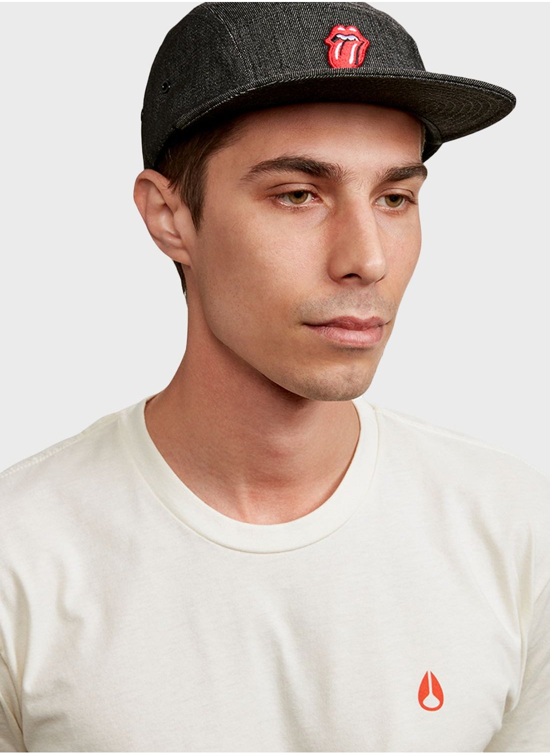 buy-nixon-rolling-stones-strapback-hat_7w3