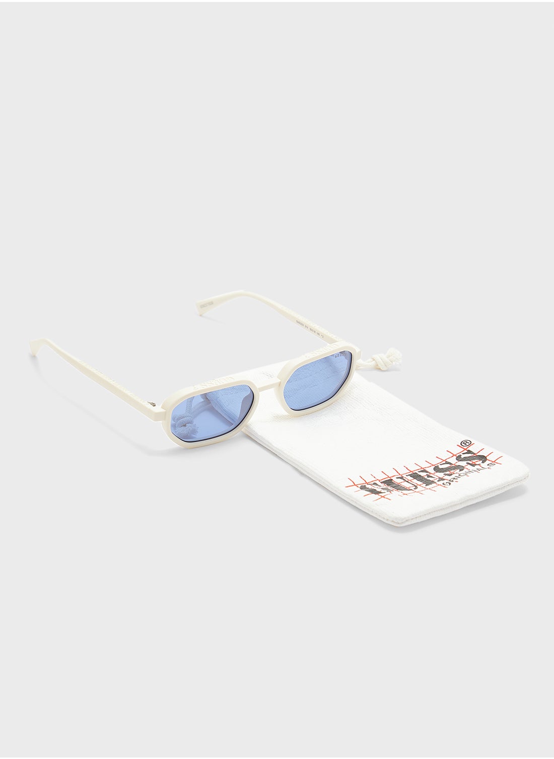 buy-guess-gu0023321v53-shape-sunglasses_ijt