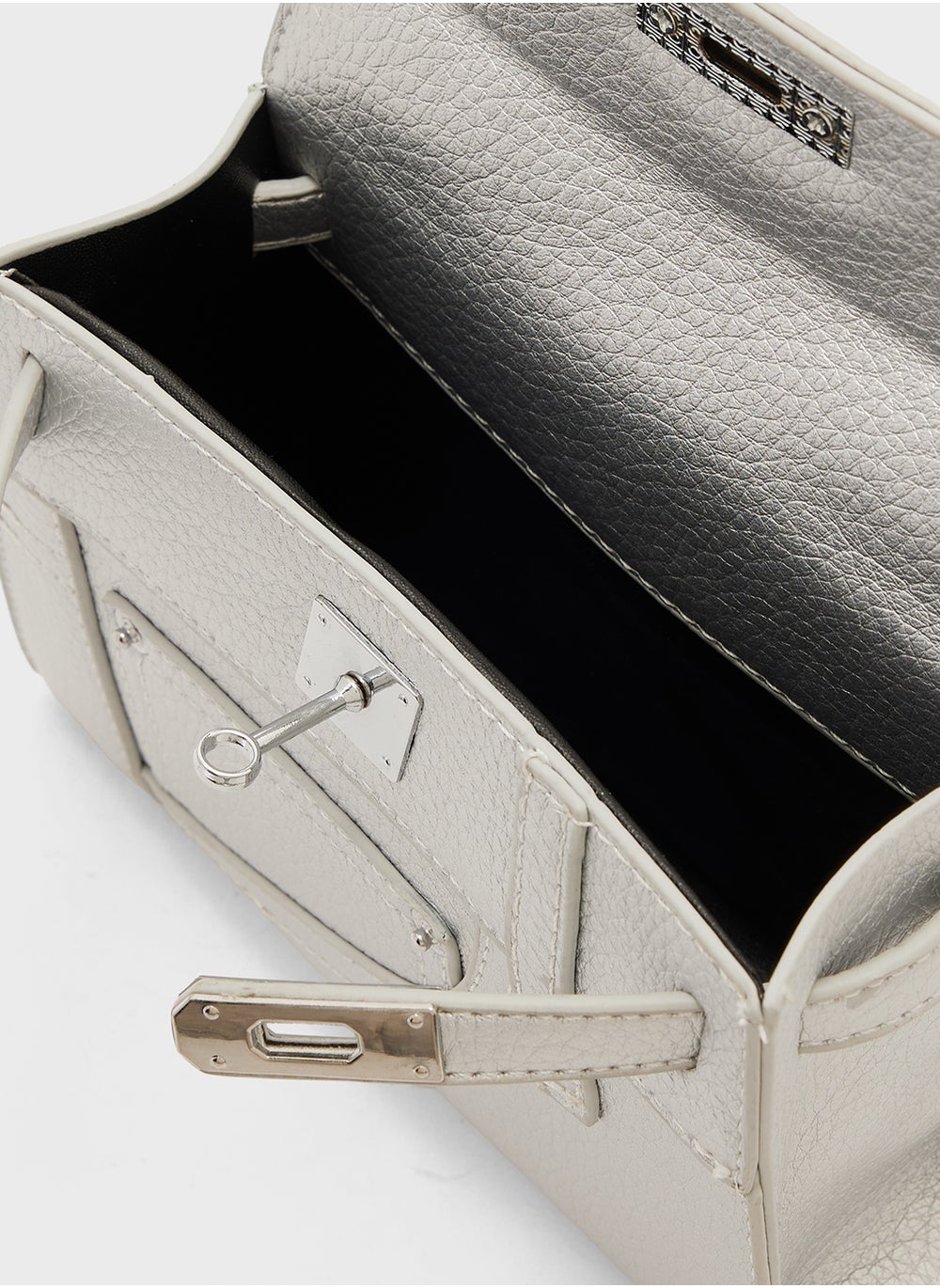 buy-ella-satchel-with-buckle_o4u