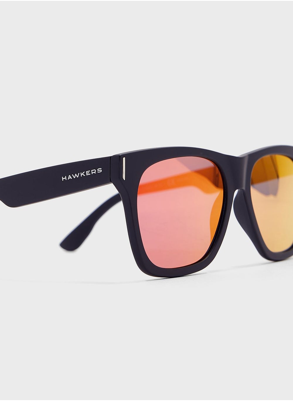 buy-hawkers-carbon-black-wayfarer-sunglasses_65k