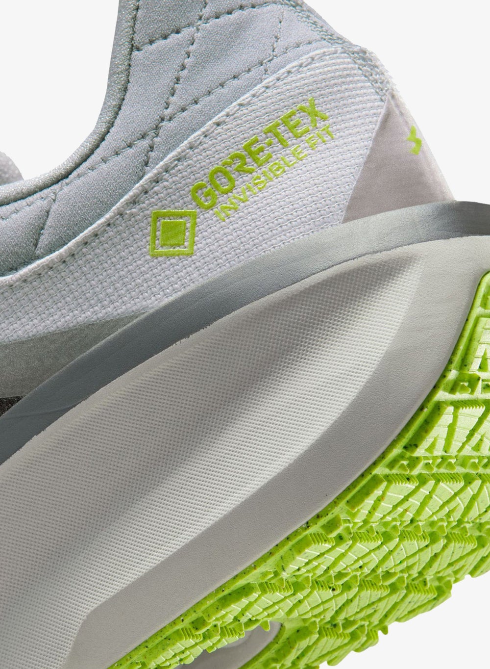 buy-nike-men-s-winflo-11-gore-tex-waterproof-road-running-shoes_jcj