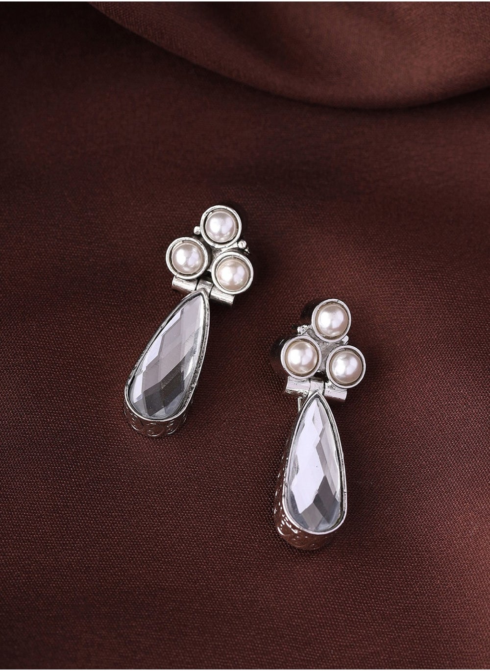 buy-priyaasi-crystal-studded-floral-drop-earrings_jhc