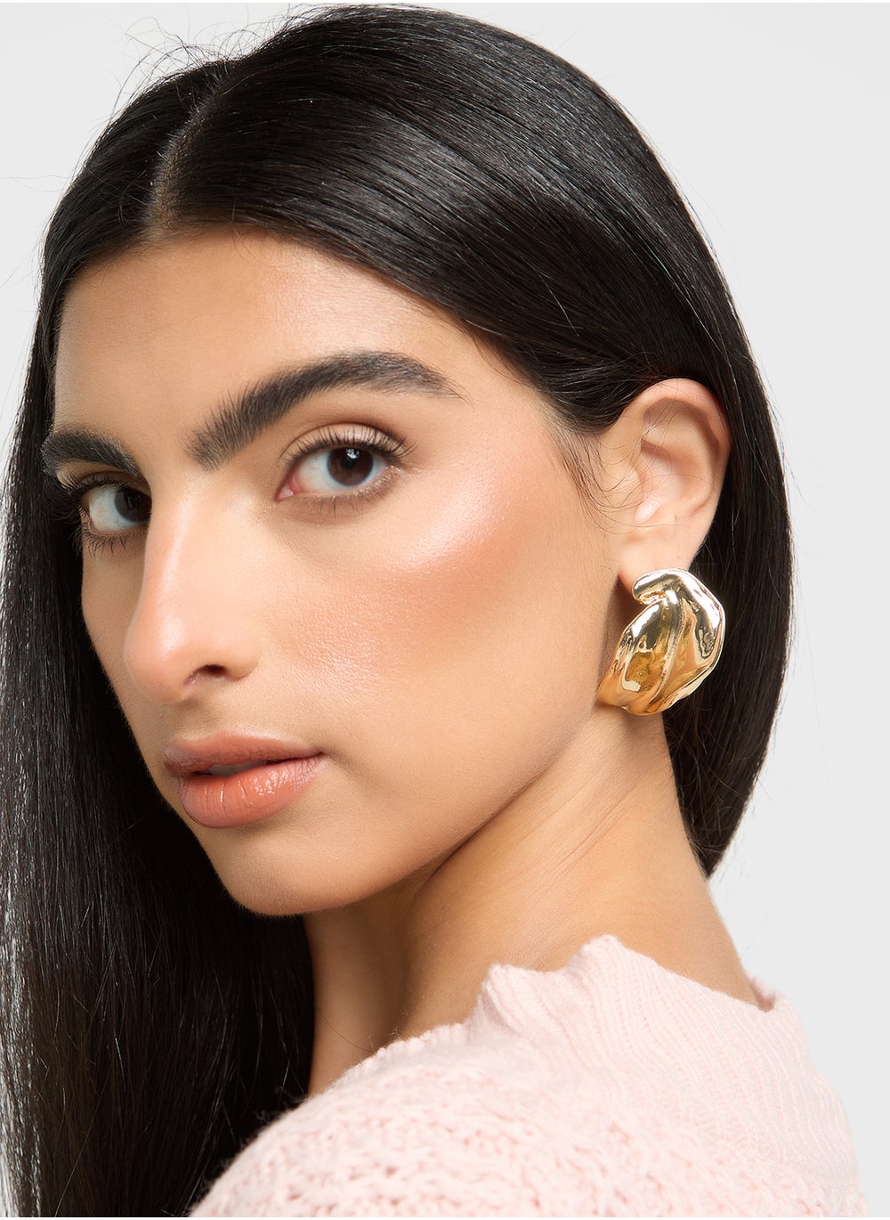 buy-ella-abstract-molten-stud-earrings_qw8