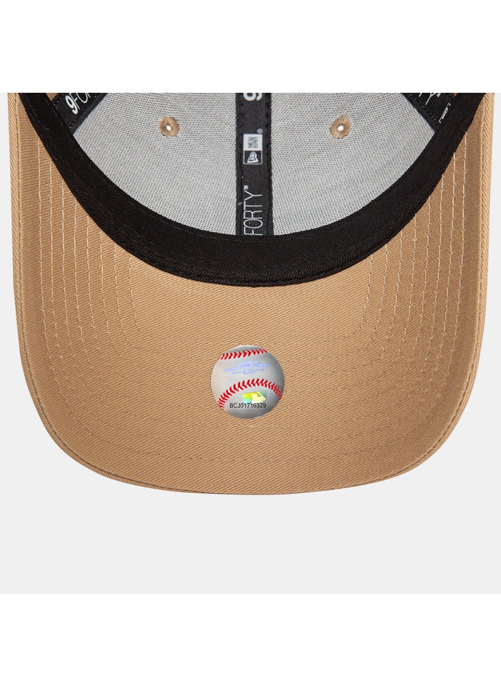 buy-new-era-women-s-mlb-new-york-yankees-league-essential-9forty-cap_xv6