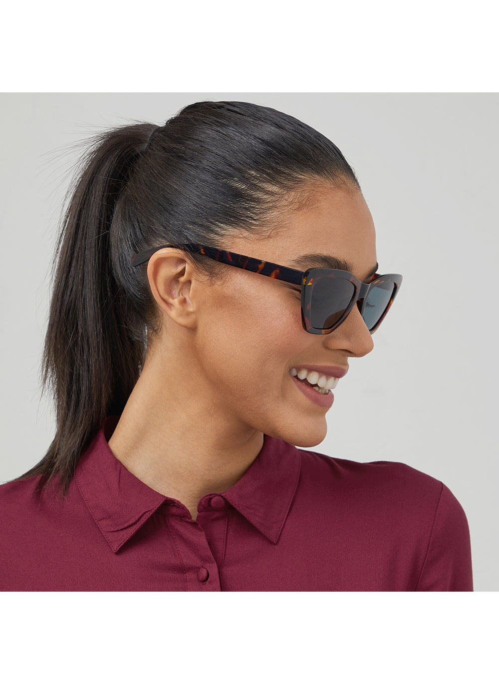 buy-blackout-blackout-hattie-cat-eye-full-rim-sunglasses_9g2