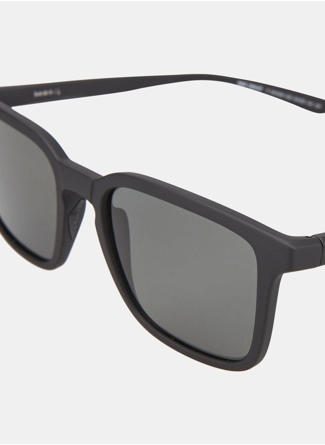 buy-nike-circuit-polarized-sunglasses_b71