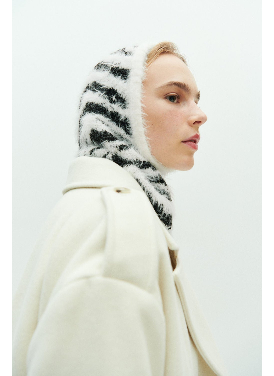 buy-h-m-fluffy-knit-balaclava_obf