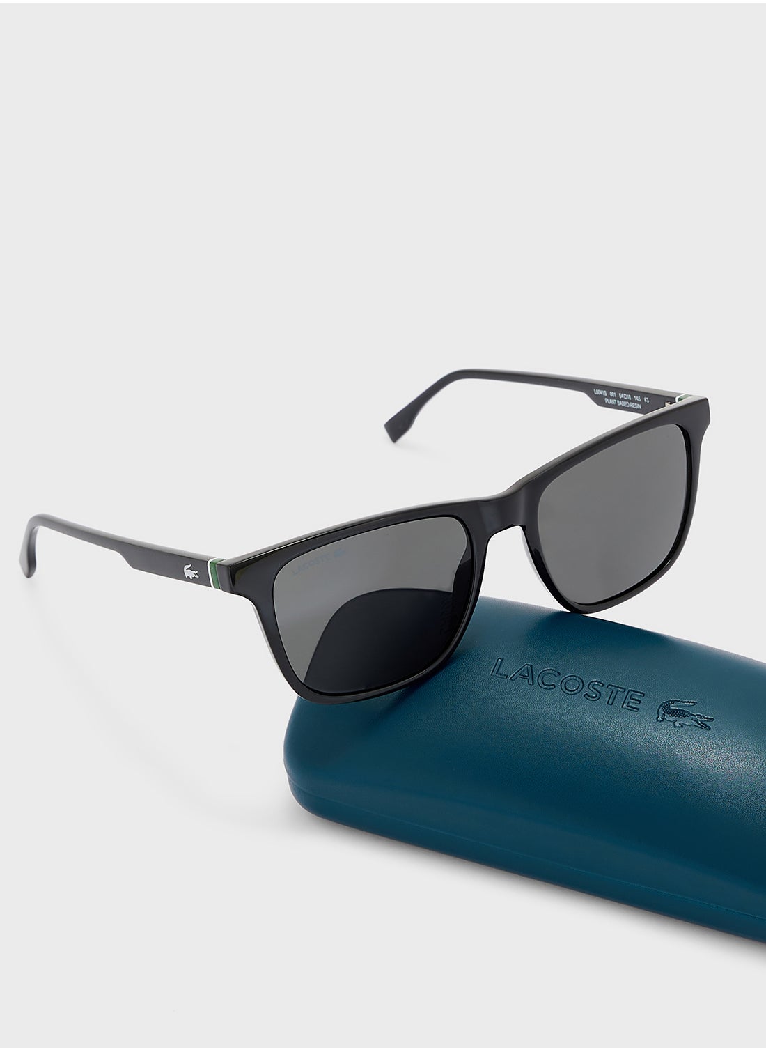 buy-lacoste-modified-rectangle-sunglasses-l6041s_tyo