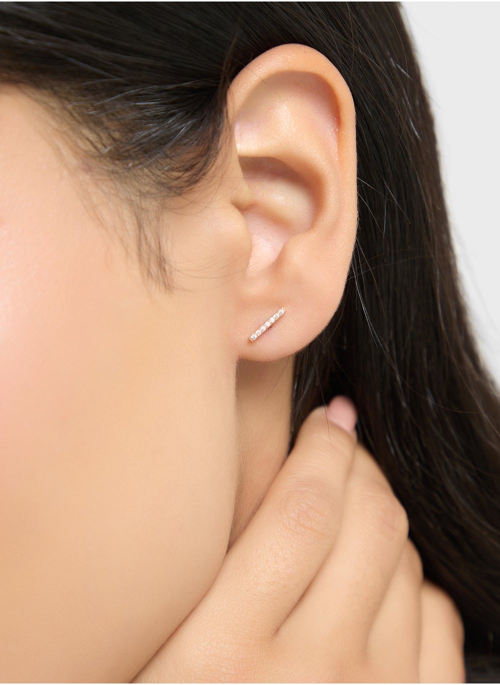 buy-daniel-wellington-crystal-bar-stud_o9h