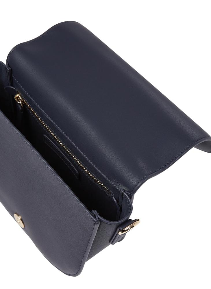 buy-tommy-hilfiger-logotape-saddle-bag_kbx