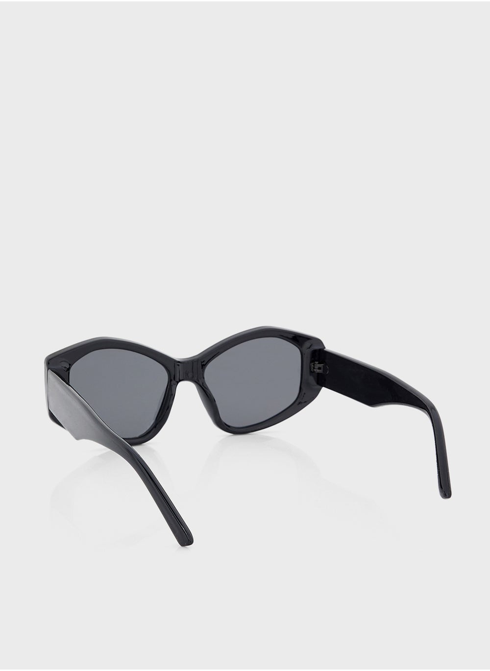 buy-ella-angular-sunglasses_87v