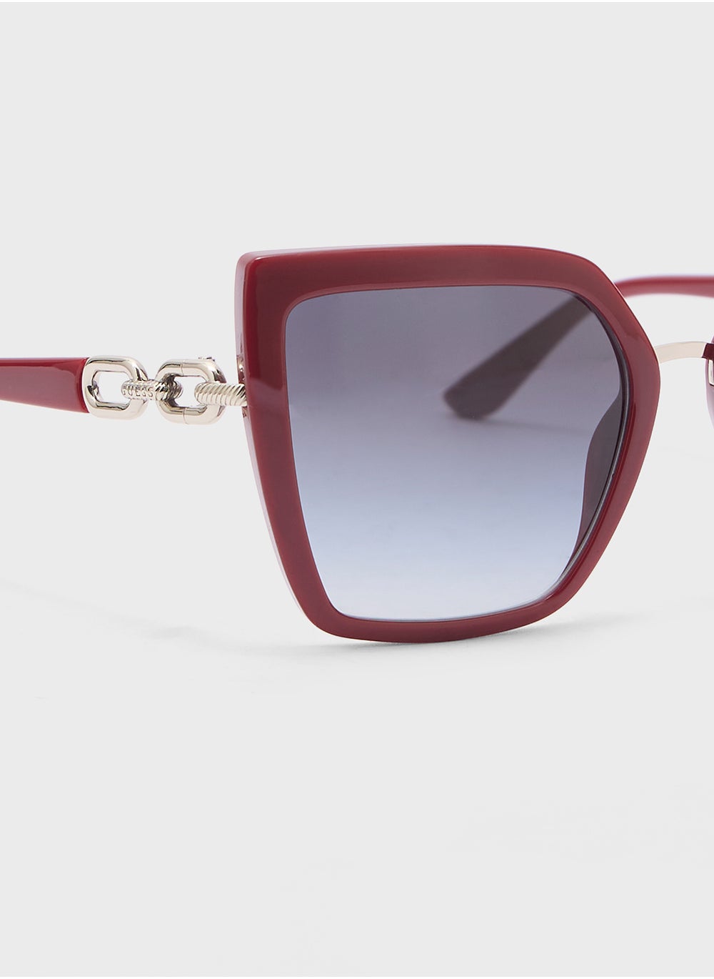 buy-guess-injected-shaped-sunglasses_c9j