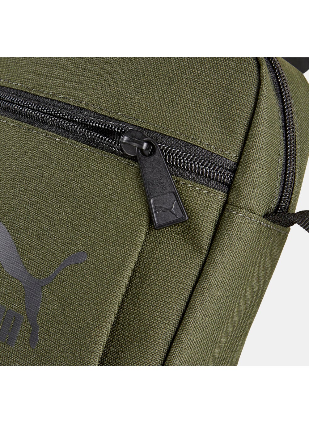 buy-puma-classics-archive-compact-portable-bag_hq2