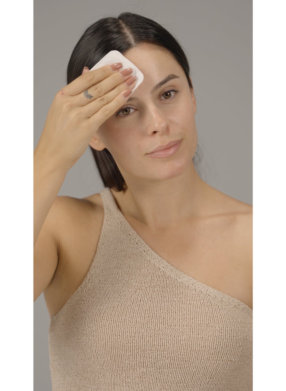 buy-dr-clinic-dr-clinic-prebiotic-micellar-water-with-salicylic-acid-makeup-remover-pore-cleansing-formula-enriched-with-niacinamide-hyaluronic-acid-for-normal-skin-400-ml_3q9