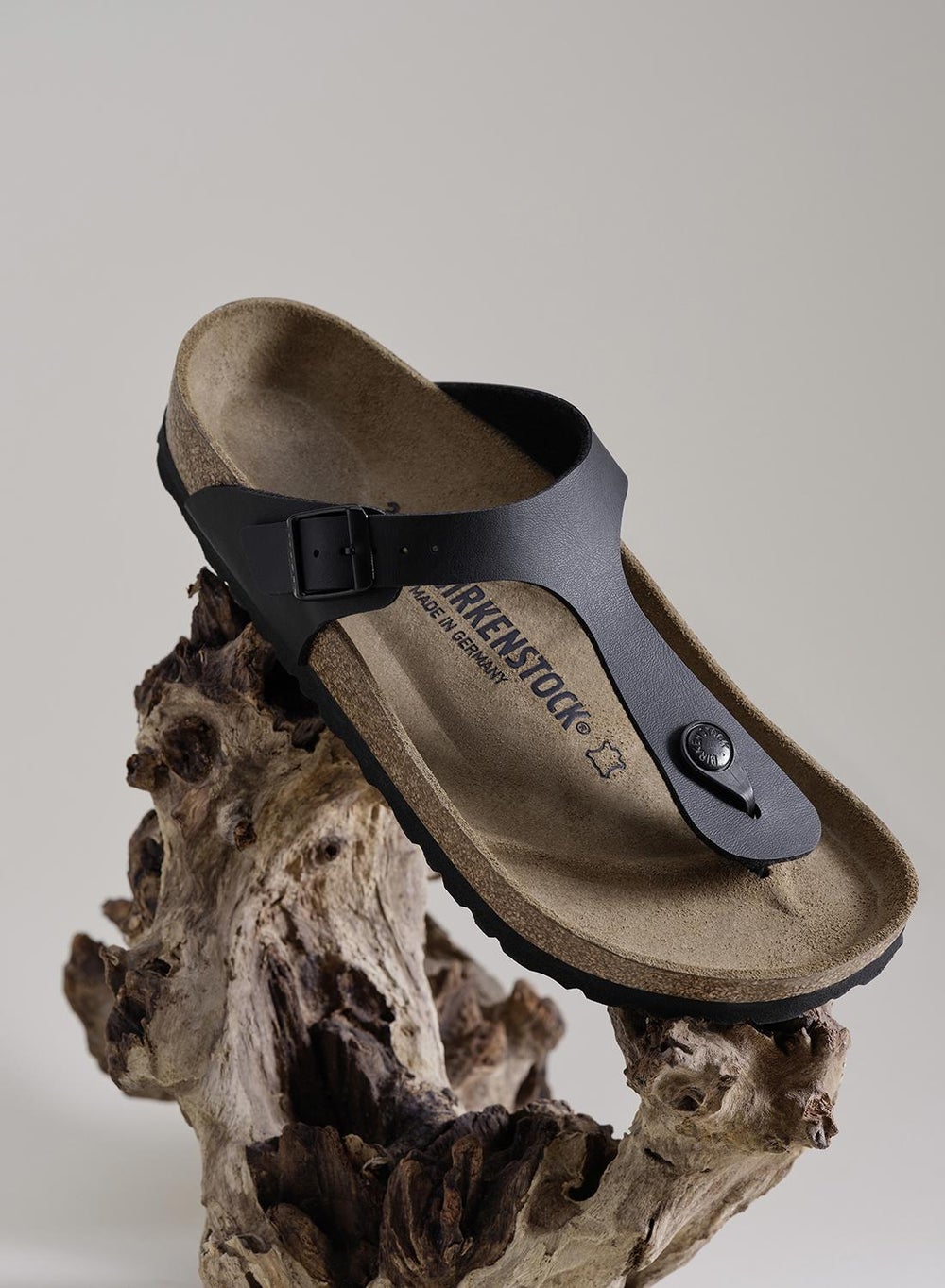 buy-birkenstock-gizeh-bf-regular-fit-sandals_syg