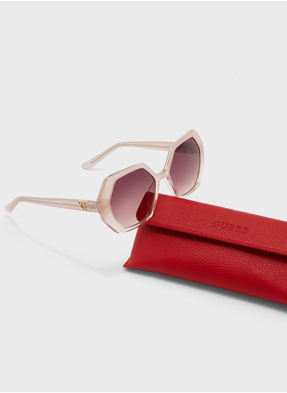 buy-guess-injected-shaped-sunglasses_sbc