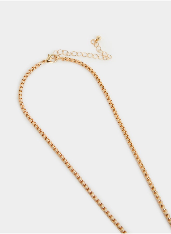 buy-styli-faux-pearl-detail-floral-pendant-necklace-and-stud-earrings-set_h2y