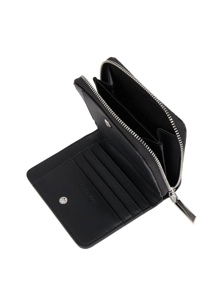 buy-calvin-klein-medium-zip-wallet_5bp
