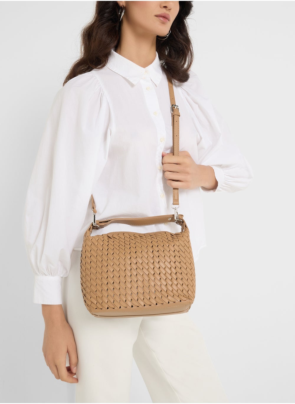 buy-ella-weave-detail-shoulder-bag_vt7