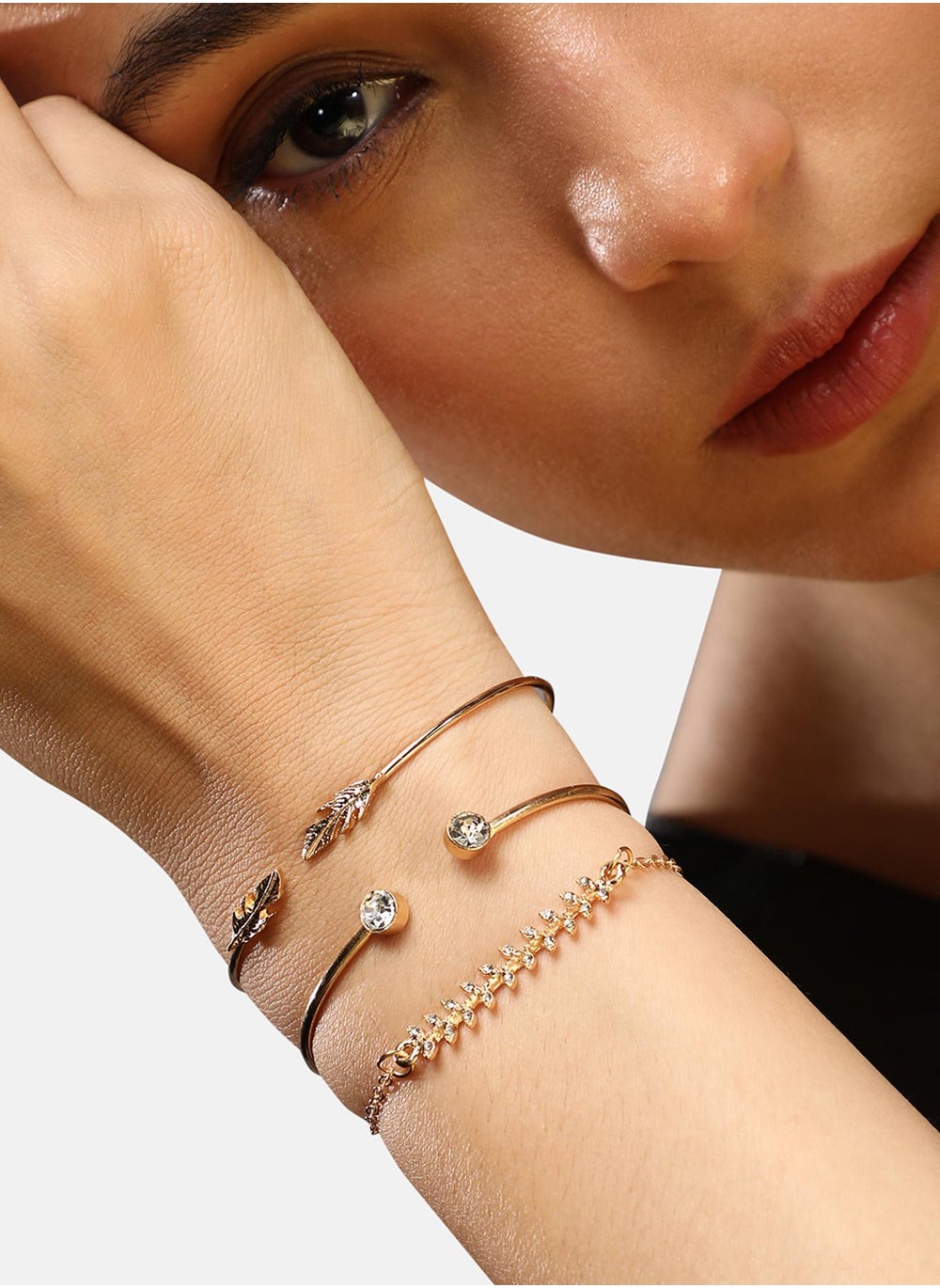 buy-sohi-the-foliage-multi-layer-bracelet_fn2