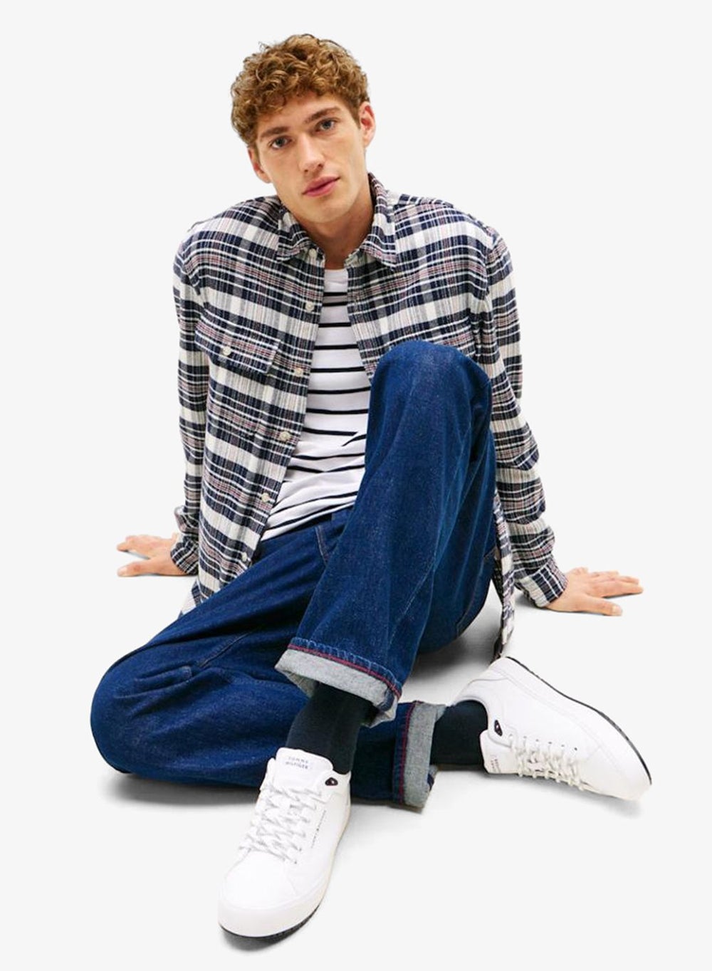 buy-tommy-hilfiger-casual-low-top-sneakers_05v