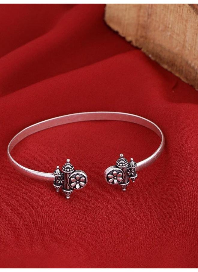 buy-voylla-nayantara-vintage-style-bracelet_hwf