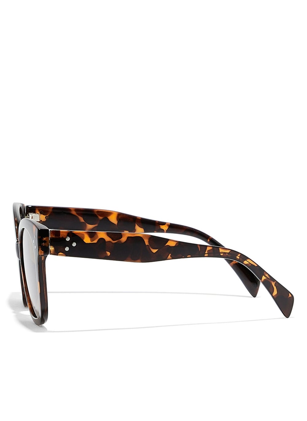 buy-blackout-vexi-women-tortoise-sunglasses-frame-material-thermoplastic-rubber-tr90-frame-color-tortoise-lens-color-brown-full-rim_u7l