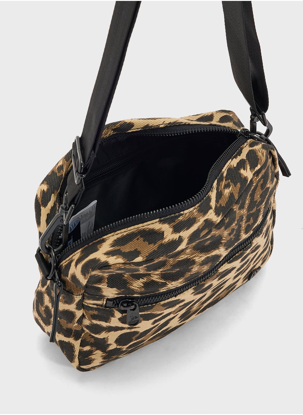 buy-new-era-leopard-printed-canvas-waist-bag_d9w