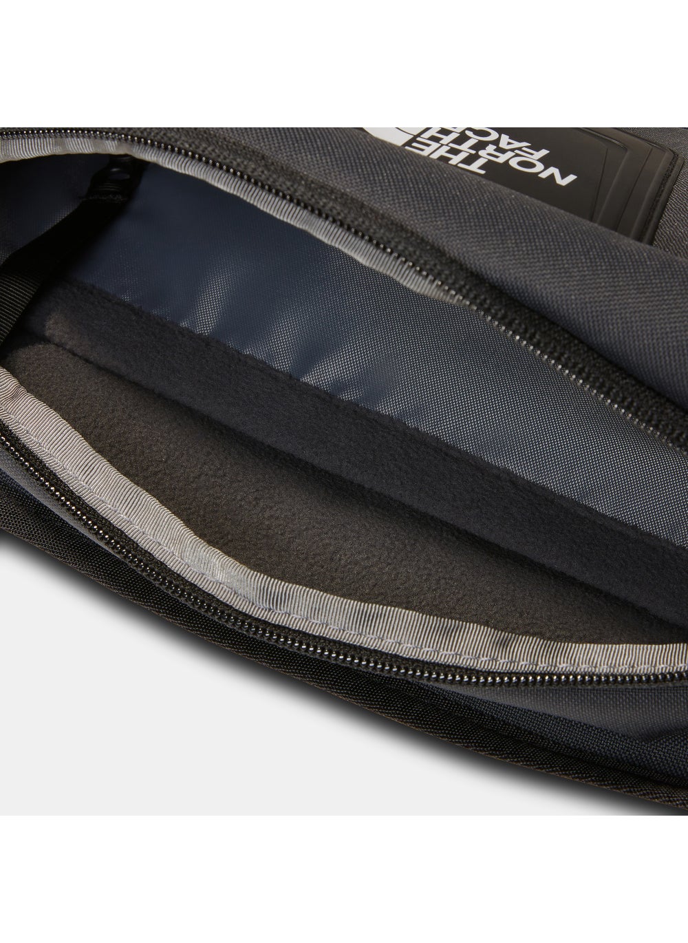 buy-the-north-face-y2k-crossbody-bag_9r2