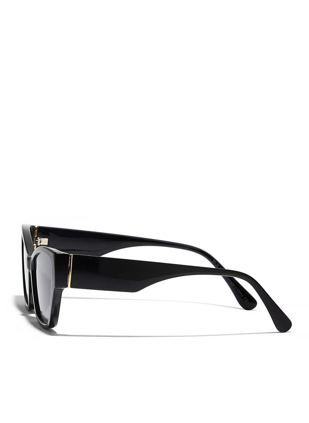 buy-blackout-kayla-women-black-sunglasses-frame-material-thermoplastic-rubber-tr90-frame-color-black-lens-color-gray-full-rim_mng