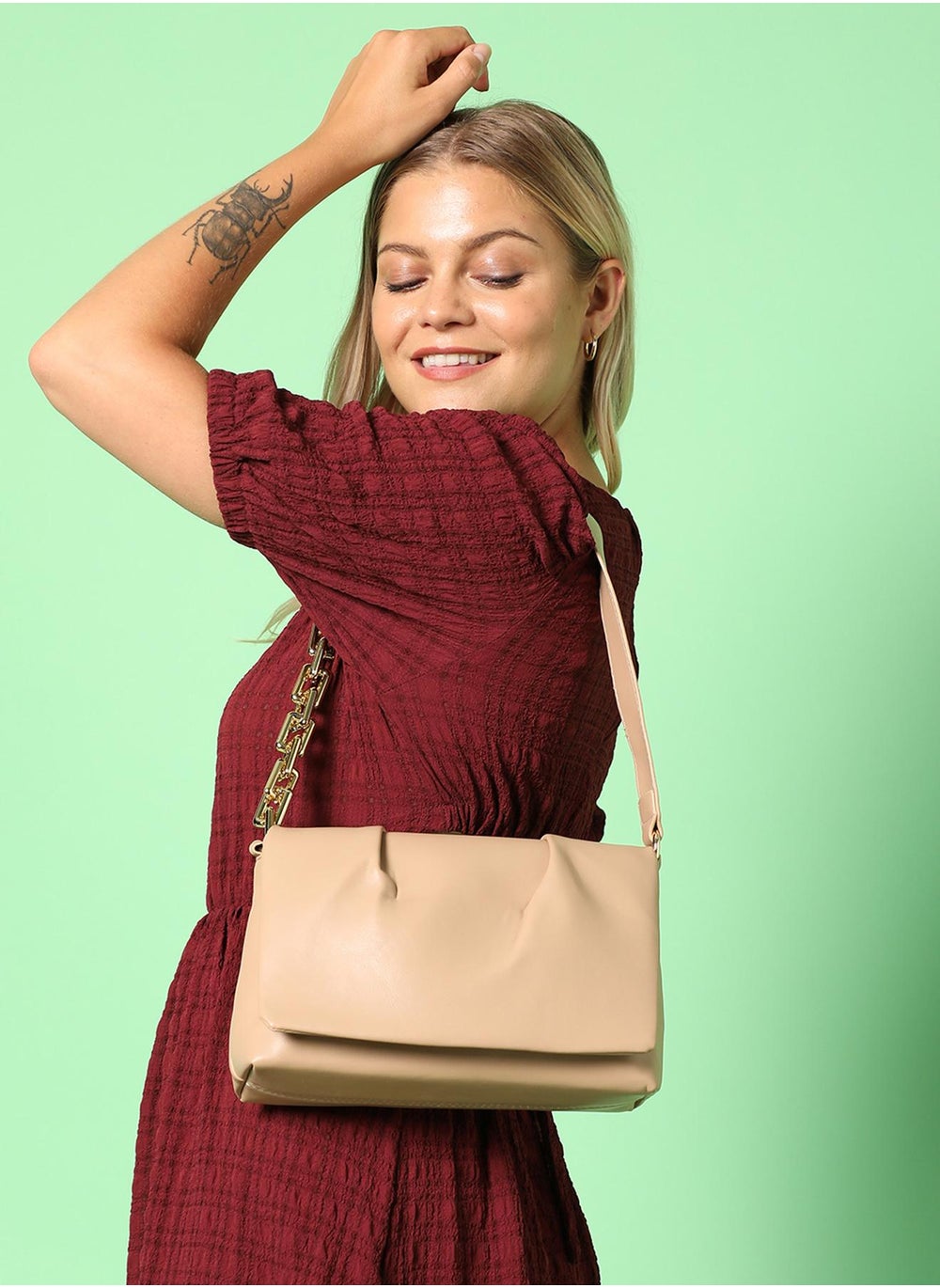 buy-haute-sauce-jillian-beige-handbag_wok