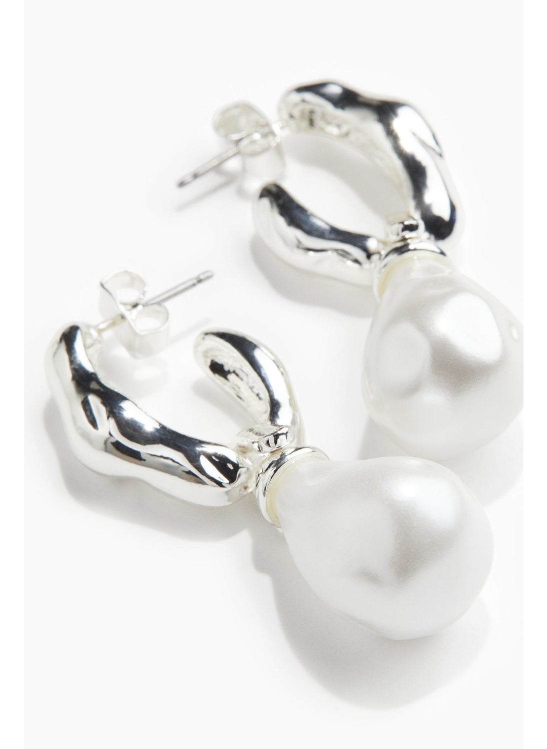 buy-h-m-pendant-hoop-earrings_j6j