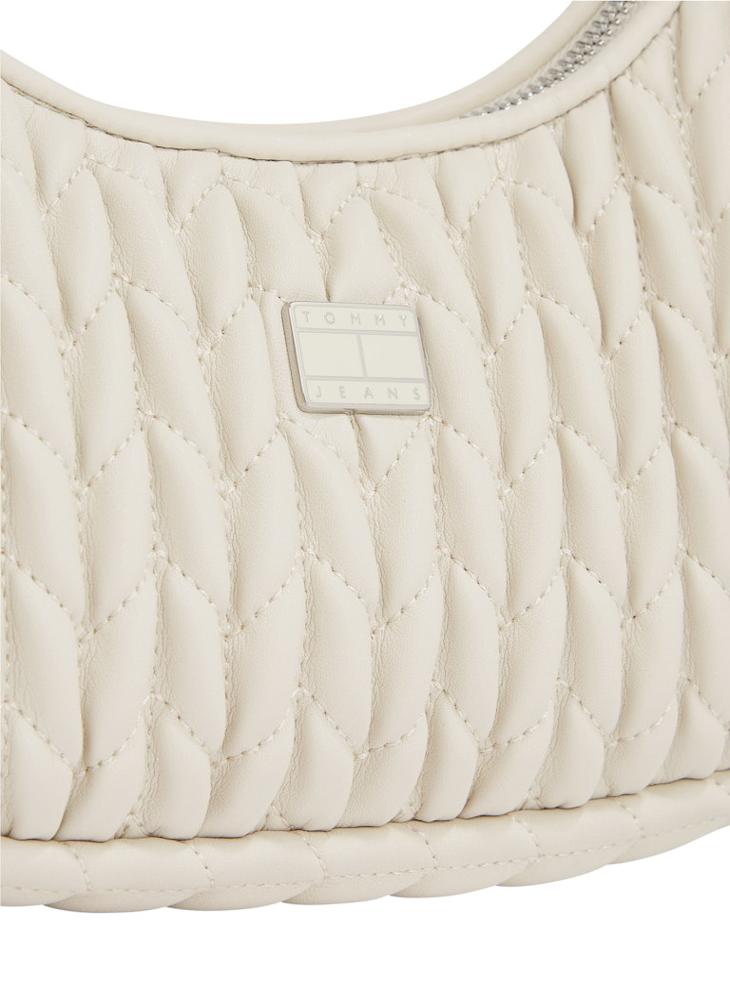buy-tommy-jeans-iconic-quilted-shoulder-bag_rs1
