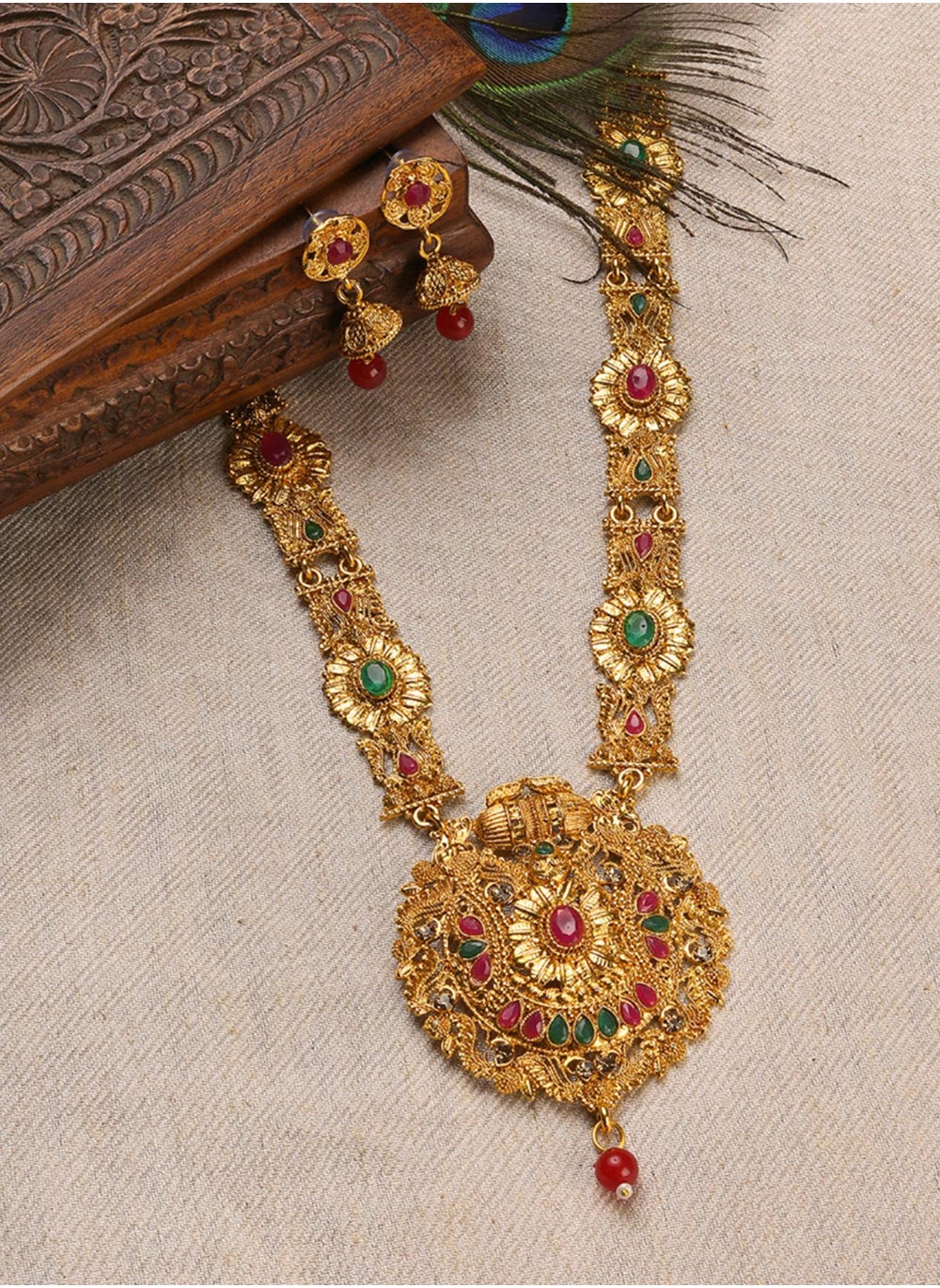 buy-sohi-red-green-contemporary-jewellery-set_wyl
