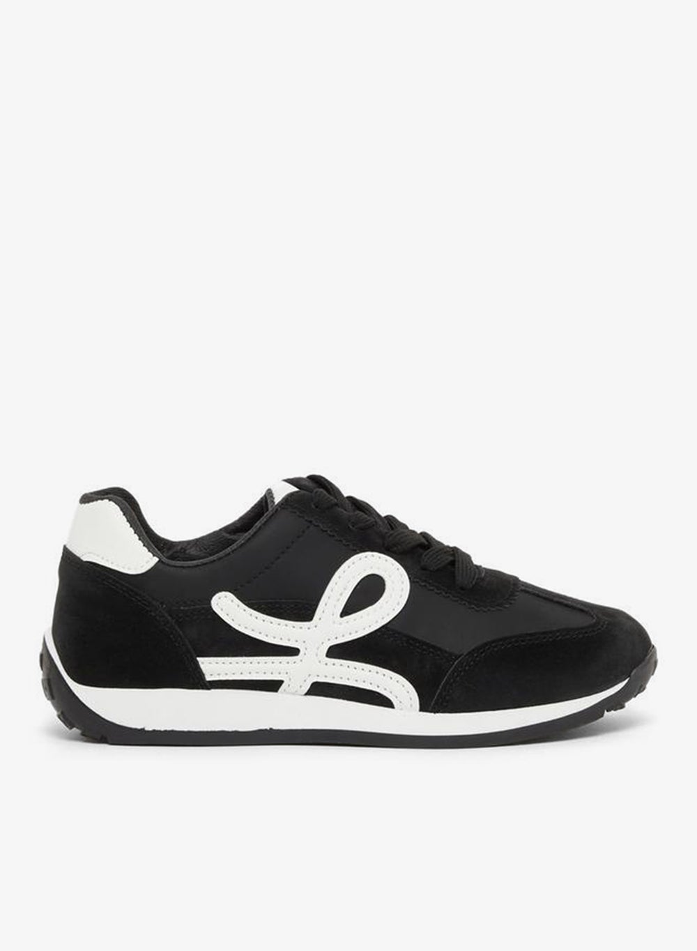 buy-styli-paneled-retro-sneaker_9y1