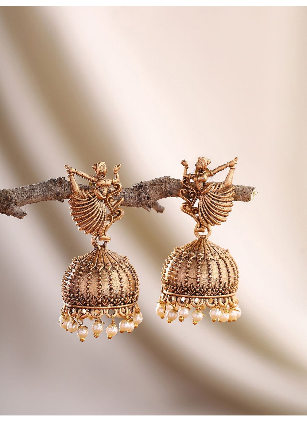 buy-priyaasi-contemporary-jhumkas_buc