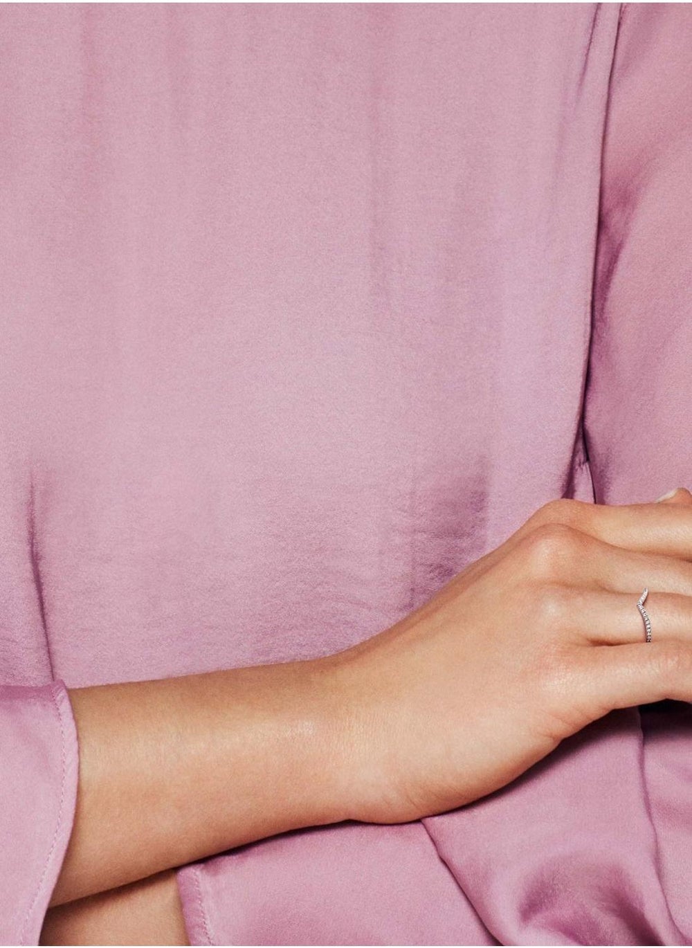 buy-pandora-sparkling-wishbone-ring_9tk